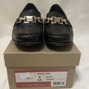 Cole Haan,  Anjali Moc, Leather w/Siver Metal Chain Band, Black, Size 9AA